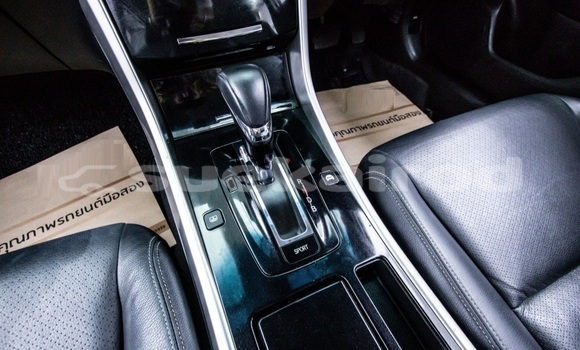 Buy Used Honda Accord White Car in Bangkok in Bangkok Buy Used Honda Accord White Car in Bangkok in Bangkok