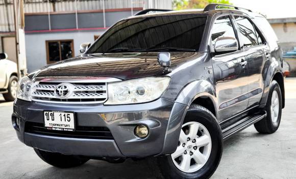 ซื้อ รถมือสอง Toyota Fortuner อื่น ๆ รถยนต์ ใน %{เมือง} ใน กรุงเทพมหานคร