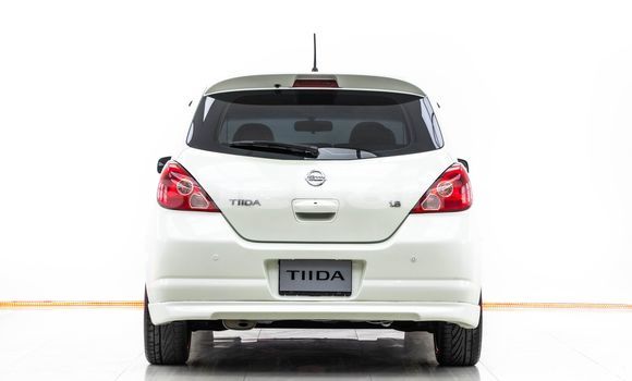 ซื้อ รถมือสอง Nissan Tiida ขาว รถยนต์ ใน %{เมือง} ใน กรุงเทพมหานคร ซื้อ รถมือสอง Nissan Tiida ขาว รถยนต์ ใน %{เมือง} ใน กรุงเทพมหานคร