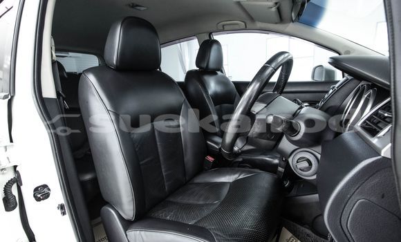 ซื้อ รถมือสอง Nissan Tiida ขาว รถยนต์ ใน %{เมือง} ใน กรุงเทพมหานคร ซื้อ รถมือสอง Nissan Tiida ขาว รถยนต์ ใน %{เมือง} ใน กรุงเทพมหานคร