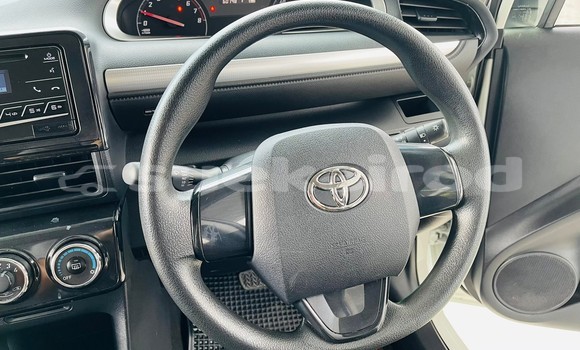 Buy Used Toyota Sienta White Car in Bangkok in Bangkok Buy Used Toyota Sienta White Car in Bangkok in Bangkok