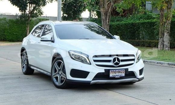 ซื้อ รถมือสอง Mercedes-Benz GLA-klasse ขาว รถยนต์ ใน %{เมือง} ใน กรุงเทพมหานคร ซื้อ รถมือสอง Mercedes-Benz GLA-klasse ขาว รถยนต์ ใน %{เมือง} ใน กรุงเทพมหานคร