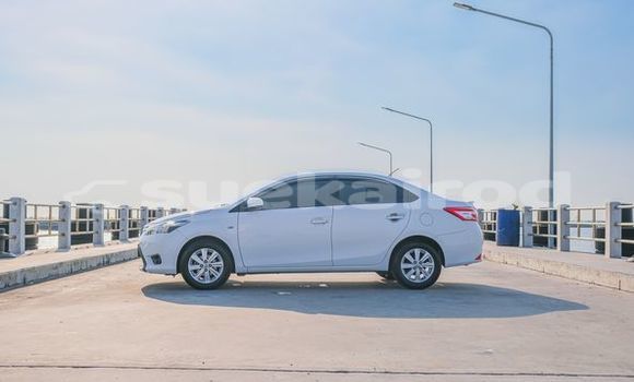 ซื้อ รถมือสอง Toyota Vios ขาว รถยนต์ ใน %{เมือง} ใน กรุงเทพมหานคร ซื้อ รถมือสอง Toyota Vios ขาว รถยนต์ ใน %{เมือง} ใน กรุงเทพมหานคร