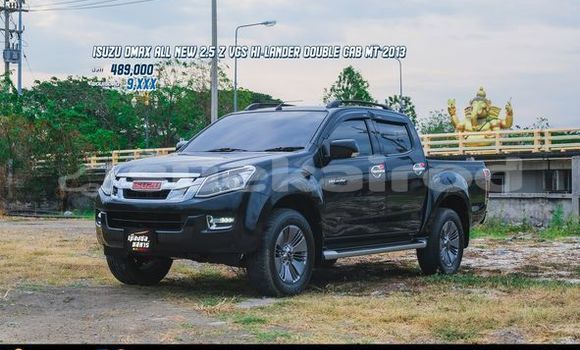 Buy Used Isuzu D-Max Black Car in Bangkok in Bangkok