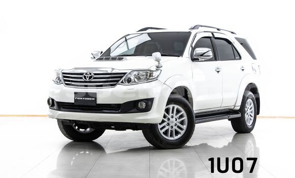 Buy Used Toyota Fortuner White Car in Bangkok in Bangkok Buy Used Toyota Fortuner White Car in Bangkok in Bangkok