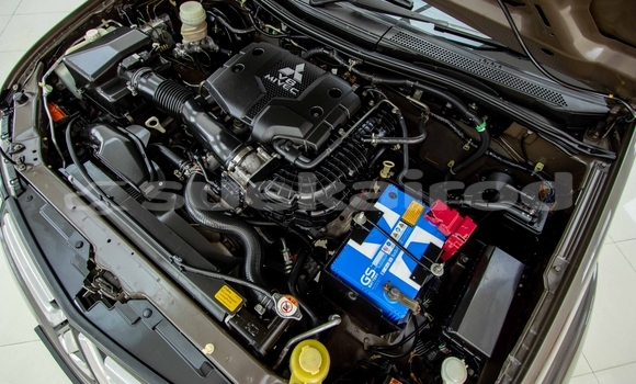 ซื้อ รถมือสอง Mitsubishi Pajero Sport สีน้ำตาล รถยนต์ ใน %{เมือง} ใน กรุงเทพมหานคร ซื้อ รถมือสอง Mitsubishi Pajero Sport สีน้ำตาล รถยนต์ ใน %{เมือง} ใน กรุงเทพมหานคร