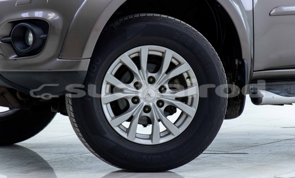 ซื้อ รถมือสอง Mitsubishi Pajero Sport สีน้ำตาล รถยนต์ ใน %{เมือง} ใน กรุงเทพมหานคร ซื้อ รถมือสอง Mitsubishi Pajero Sport สีน้ำตาล รถยนต์ ใน %{เมือง} ใน กรุงเทพมหานคร