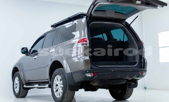 ซื้อ รถมือสอง Mitsubishi Pajero Sport สีน้ำตาล รถยนต์ ใน %{เมือง} ใน กรุงเทพมหานคร ซื้อ รถมือสอง Mitsubishi Pajero Sport สีน้ำตาล รถยนต์ ใน %{เมือง} ใน กรุงเทพมหานคร