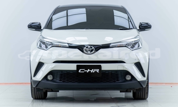 ซื้อ รถมือสอง Toyota C-HR ขาว รถยนต์ ใน %{เมือง} ใน กรุงเทพมหานคร ซื้อ รถมือสอง Toyota C-HR ขาว รถยนต์ ใน %{เมือง} ใน กรุงเทพมหานคร