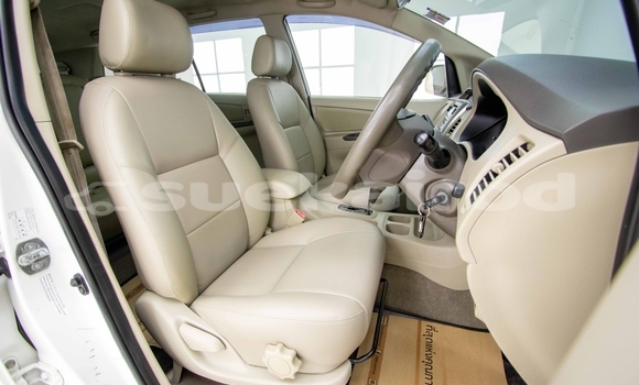 ซื้อ รถมือสอง Toyota Innova ขาว รถยนต์ ใน %{เมือง} ใน กรุงเทพมหานคร ซื้อ รถมือสอง Toyota Innova ขาว รถยนต์ ใน %{เมือง} ใน กรุงเทพมหานคร