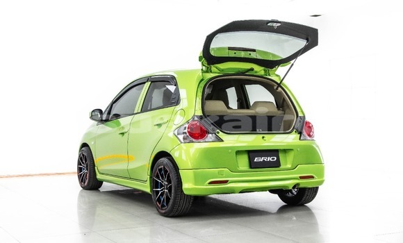 ซื้อ รถมือสอง Honda Brio เขียว รถยนต์ ใน %{เมือง} ใน กรุงเทพมหานคร ซื้อ รถมือสอง Honda Brio เขียว รถยนต์ ใน %{เมือง} ใน กรุงเทพมหานคร