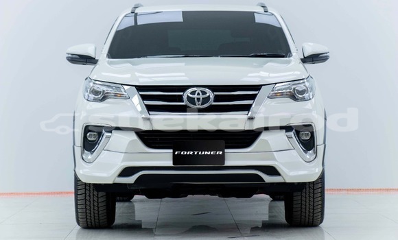 ซื้อ รถมือสอง Toyota Fortuner ขาว รถยนต์ ใน %{เมือง} ใน กรุงเทพมหานคร ซื้อ รถมือสอง Toyota Fortuner ขาว รถยนต์ ใน %{เมือง} ใน กรุงเทพมหานคร