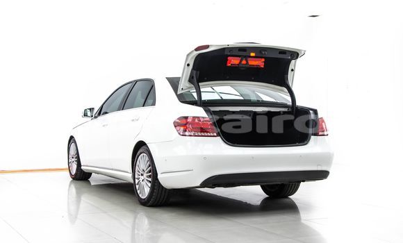 ซื้อ รถมือสอง Mercedes-Benz E-Classe ขาว รถยนต์ ใน %{เมือง} ใน กรุงเทพมหานคร ซื้อ รถมือสอง Mercedes-Benz E-Classe ขาว รถยนต์ ใน %{เมือง} ใน กรุงเทพมหานคร