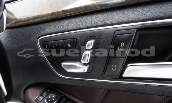 ซื้อ รถมือสอง Mercedes-Benz E-Classe ขาว รถยนต์ ใน %{เมือง} ใน กรุงเทพมหานคร ซื้อ รถมือสอง Mercedes-Benz E-Classe ขาว รถยนต์ ใน %{เมือง} ใน กรุงเทพมหานคร