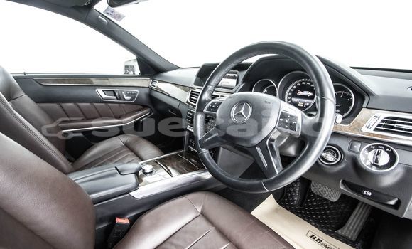 ซื้อ รถมือสอง Mercedes-Benz E-Classe ขาว รถยนต์ ใน %{เมือง} ใน กรุงเทพมหานคร ซื้อ รถมือสอง Mercedes-Benz E-Classe ขาว รถยนต์ ใน %{เมือง} ใน กรุงเทพมหานคร