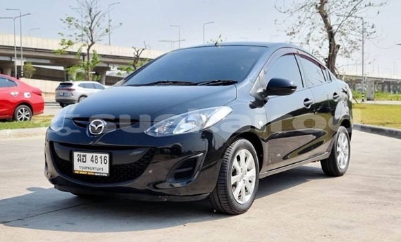 ซื้อ รถมือสอง Mazda 2 สีดำ รถยนต์ ใน %{เมือง} ใน กรุงเทพมหานคร