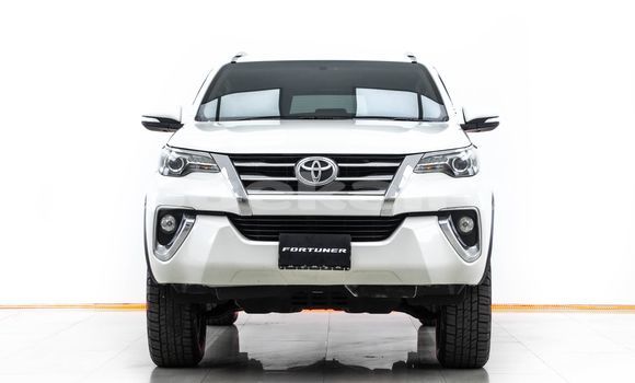 ซื้อ รถมือสอง Toyota Fortuner ขาว รถยนต์ ใน %{เมือง} ใน กรุงเทพมหานคร ซื้อ รถมือสอง Toyota Fortuner ขาว รถยนต์ ใน %{เมือง} ใน กรุงเทพมหานคร