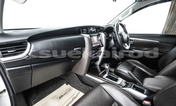 ซื้อ รถมือสอง Toyota Fortuner ขาว รถยนต์ ใน %{เมือง} ใน กรุงเทพมหานคร ซื้อ รถมือสอง Toyota Fortuner ขาว รถยนต์ ใน %{เมือง} ใน กรุงเทพมหานคร