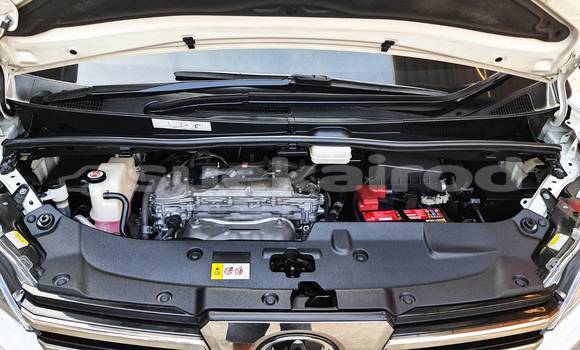 Buy Used Toyota Vellfire White Car in Bangkok in Bangkok Buy Used Toyota Vellfire White Car in Bangkok in Bangkok