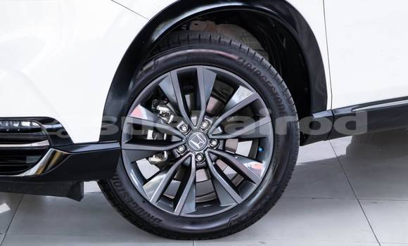 Buy Used Honda HR-V White Car in Bangkok in Bangkok Buy Used Honda HR-V White Car in Bangkok in Bangkok