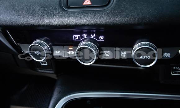 Buy Used Honda HR-V White Car in Bangkok in Bangkok Buy Used Honda HR-V White Car in Bangkok in Bangkok