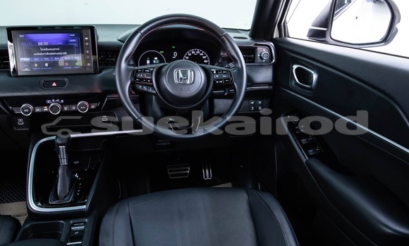 Buy Used Honda HR-V White Car in Bangkok in Bangkok Buy Used Honda HR-V White Car in Bangkok in Bangkok