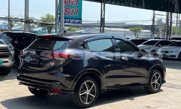 ซื้อ รถมือสอง Honda HR-V สีดำ รถยนต์ ใน %{เมือง} ใน กรุงเทพมหานคร ซื้อ รถมือสอง Honda HR-V สีดำ รถยนต์ ใน %{เมือง} ใน กรุงเทพมหานคร