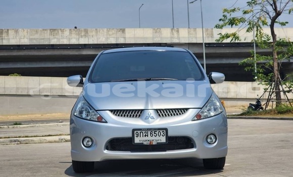Buy Used Mitsubishi Space Wagon Other Car in Bangkok in Bangkok Buy Used Mitsubishi Space Wagon Other Car in Bangkok in Bangkok
