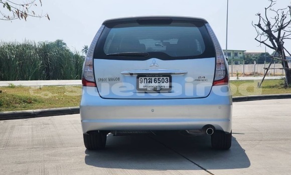 Buy Used Mitsubishi Space Wagon Other Car in Bangkok in Bangkok Buy Used Mitsubishi Space Wagon Other Car in Bangkok in Bangkok