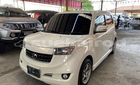 ซื้อ รถมือสอง Toyota bB ขาว รถยนต์ ใน %{เมือง} ใน กรุงเทพมหานคร