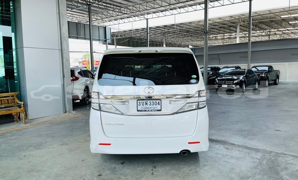 ซื้อ รถมือสอง Toyota Vellfire ขาว รถยนต์ ใน %{เมือง} ใน กรุงเทพมหานคร ซื้อ รถมือสอง Toyota Vellfire ขาว รถยนต์ ใน %{เมือง} ใน กรุงเทพมหานคร