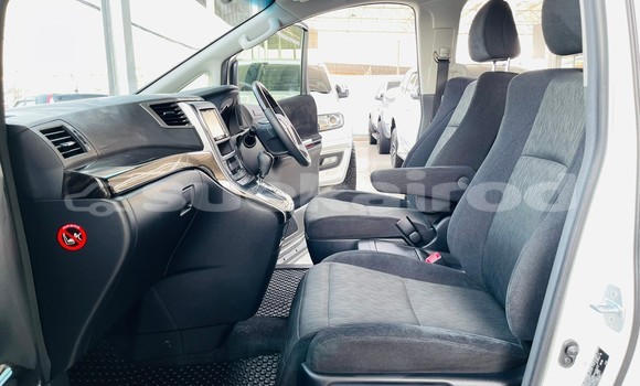 ซื้อ รถมือสอง Toyota Vellfire ขาว รถยนต์ ใน %{เมือง} ใน กรุงเทพมหานคร ซื้อ รถมือสอง Toyota Vellfire ขาว รถยนต์ ใน %{เมือง} ใน กรุงเทพมหานคร