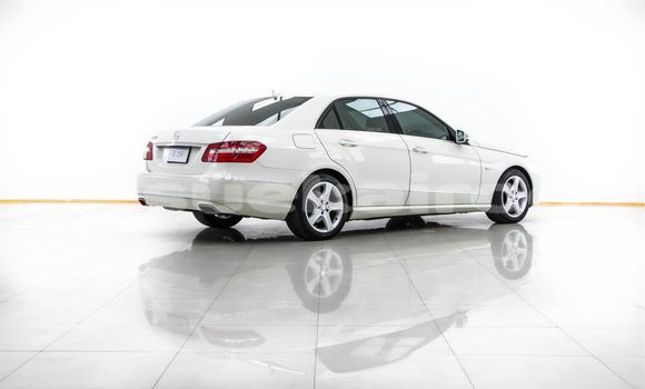 Buy Used Mercedes-Benz E-Classe White Car in Bangkok in Bangkok Buy Used Mercedes-Benz E-Classe White Car in Bangkok in Bangkok