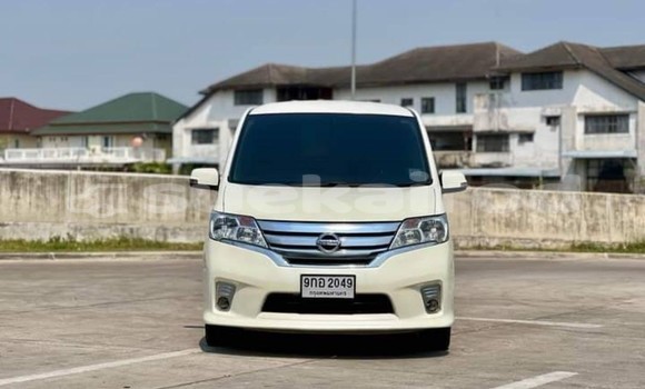 Buy Used Nissan Serena White Car in Bangkok in Bangkok Buy Used Nissan Serena White Car in Bangkok in Bangkok