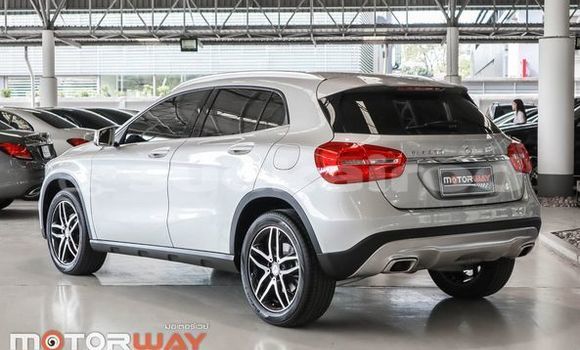 ซื้อ รถมือสอง Mercedes-Benz GLA-klasse เงิน รถยนต์ ใน %{เมือง} ใน กรุงเทพมหานคร ซื้อ รถมือสอง Mercedes-Benz GLA-klasse เงิน รถยนต์ ใน %{เมือง} ใน กรุงเทพมหานคร