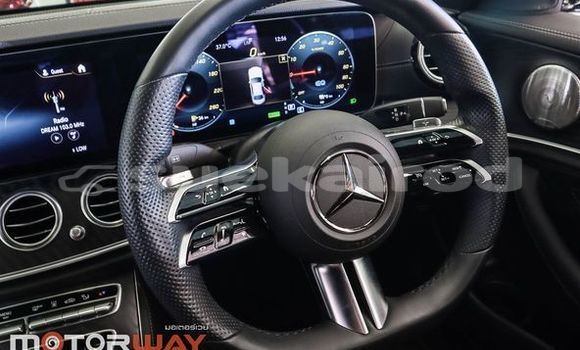 Buy Used Mercedes-Benz E-Classe Black Car in Bangkok in Bangkok Buy Used Mercedes-Benz E-Classe Black Car in Bangkok in Bangkok