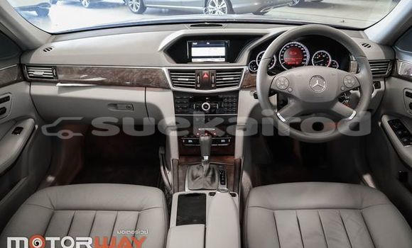 Buy Used Mercedes-Benz E-Classe Silver Car in Bangkok in Bangkok Buy Used Mercedes-Benz E-Classe Silver Car in Bangkok in Bangkok
