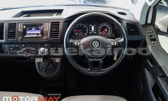 ซื้อ รถมือสอง Volkswagen Caravelle ขาว รถยนต์ ใน %{เมือง} ใน กรุงเทพมหานคร ซื้อ รถมือสอง Volkswagen Caravelle ขาว รถยนต์ ใน %{เมือง} ใน กรุงเทพมหานคร