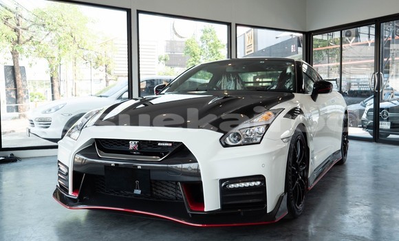 ซื้อ รถมือสอง Nissan GT-R ขาว รถยนต์ ใน %{เมือง} ใน กรุงเทพมหานคร
