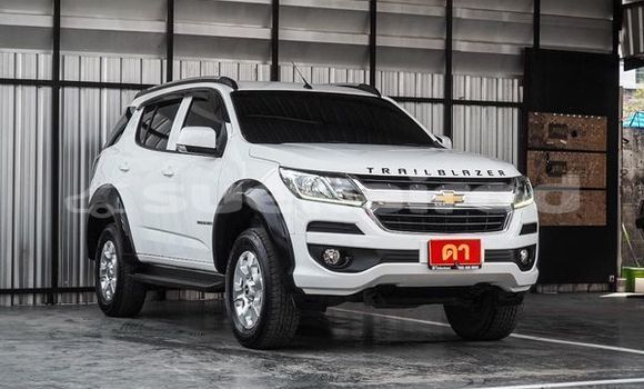 ซื้อ รถมือสอง Chevrolet TrailBlazer ขาว รถยนต์ ใน %{เมือง} ใน กรุงเทพมหานคร ซื้อ รถมือสอง Chevrolet TrailBlazer ขาว รถยนต์ ใน %{เมือง} ใน กรุงเทพมหานคร