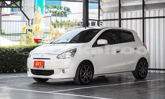ซื้อ รถมือสอง Mitsubishi Mirage ขาว รถยนต์ ใน %{เมือง} ใน กรุงเทพมหานคร
