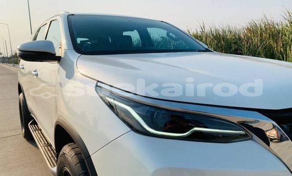 ซื้อ รถมือสอง Toyota Fortuner ขาว รถยนต์ ใน %{เมือง} ใน กรุงเทพมหานคร ซื้อ รถมือสอง Toyota Fortuner ขาว รถยนต์ ใน %{เมือง} ใน กรุงเทพมหานคร