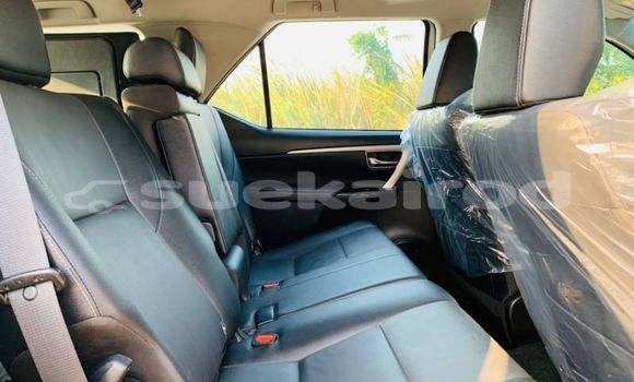 ซื้อ รถมือสอง Toyota Fortuner ขาว รถยนต์ ใน %{เมือง} ใน กรุงเทพมหานคร ซื้อ รถมือสอง Toyota Fortuner ขาว รถยนต์ ใน %{เมือง} ใน กรุงเทพมหานคร