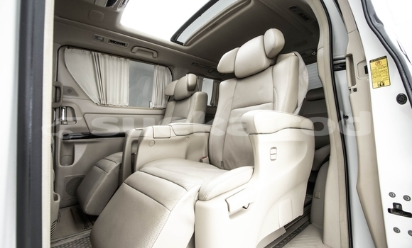 ซื้อ รถมือสอง Toyota Alphard ขาว รถยนต์ ใน %{เมือง} ใน กรุงเทพมหานคร ซื้อ รถมือสอง Toyota Alphard ขาว รถยนต์ ใน %{เมือง} ใน กรุงเทพมหานคร