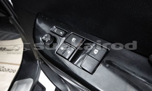 Buy Used Toyota Hiluxe Revo White Car in Bangkok in Bangkok Buy Used Toyota Hiluxe Revo White Car in Bangkok in Bangkok