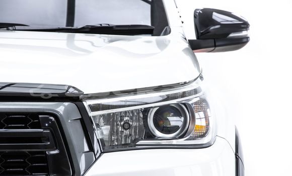 Buy Used Toyota Hiluxe Revo White Car in Bangkok in Bangkok Buy Used Toyota Hiluxe Revo White Car in Bangkok in Bangkok