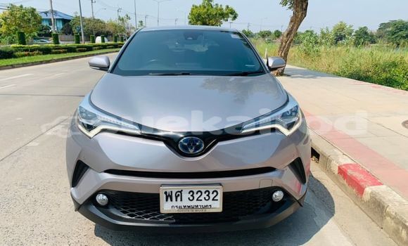 ซื้อ รถมือสอง Toyota C-HR อื่น ๆ รถยนต์ ใน %{เมือง} ใน กรุงเทพมหานคร ซื้อ รถมือสอง Toyota C-HR อื่น ๆ รถยนต์ ใน %{เมือง} ใน กรุงเทพมหานคร