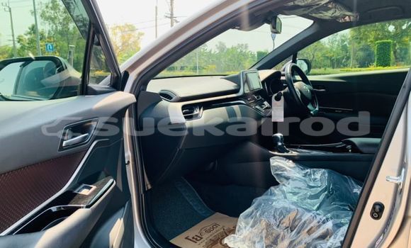 ซื้อ รถมือสอง Toyota C-HR อื่น ๆ รถยนต์ ใน %{เมือง} ใน กรุงเทพมหานคร ซื้อ รถมือสอง Toyota C-HR อื่น ๆ รถยนต์ ใน %{เมือง} ใน กรุงเทพมหานคร