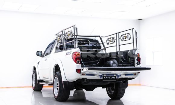Buy Used Mitsubishi Triton White Car in Bangkok in Bangkok Buy Used Mitsubishi Triton White Car in Bangkok in Bangkok