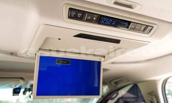 Buy Used Toyota Vellfire White Car in Bangkok in Bangkok Buy Used Toyota Vellfire White Car in Bangkok in Bangkok